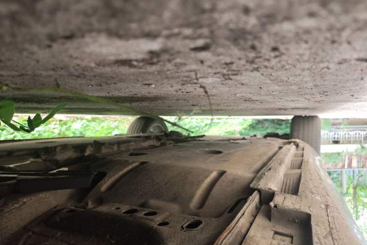 Used Volvo V40 2015 1.6T Zhiyi Edition Chassis Front Right