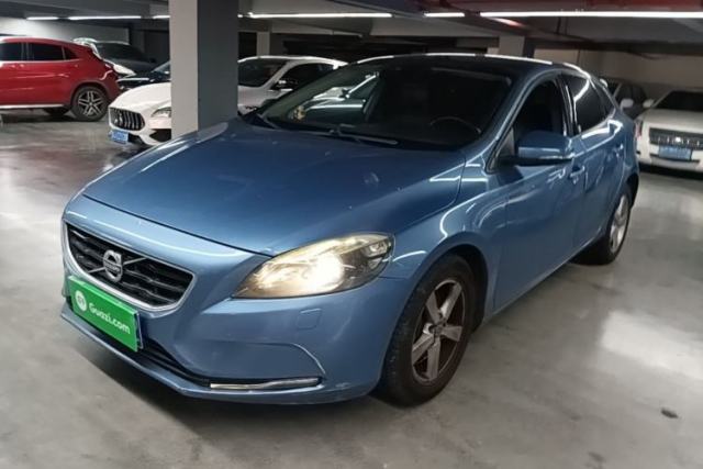 Used Volvo V40 2016 T3 Zhiyi Edition