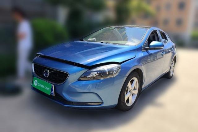 Used Volvo V40 2016 T3 Zhiyi Edition