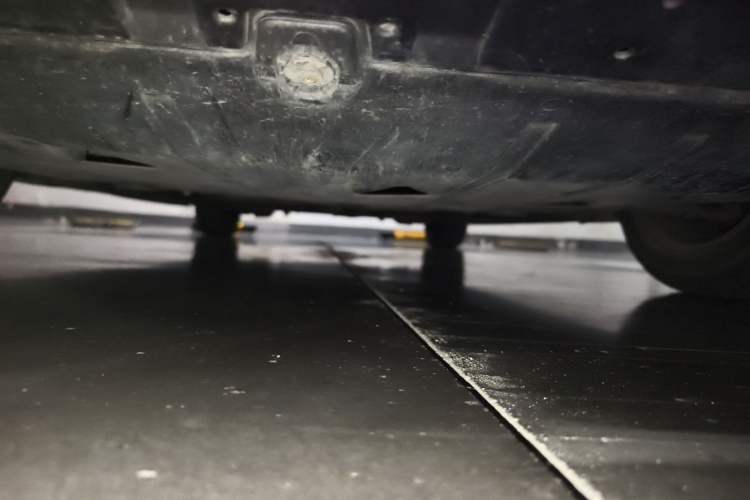 Used Volvo V40 2016 T3 Zhiyi Edition Chassis Front