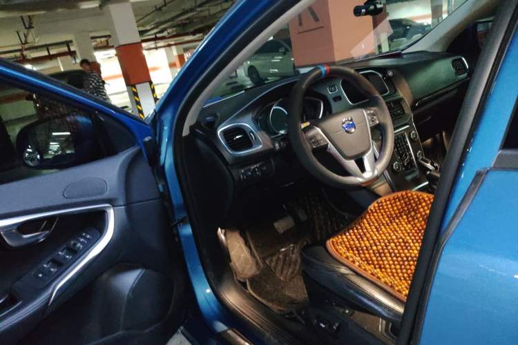 Used Volvo V40 2016 T3 Zhiyi Edition Driver Seat