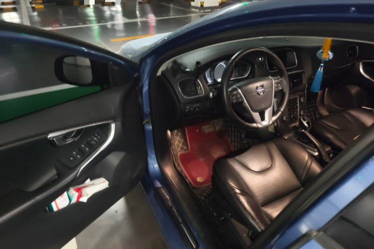 Used Volvo V40 2016 T3 Zhiyi Edition Driver Seat