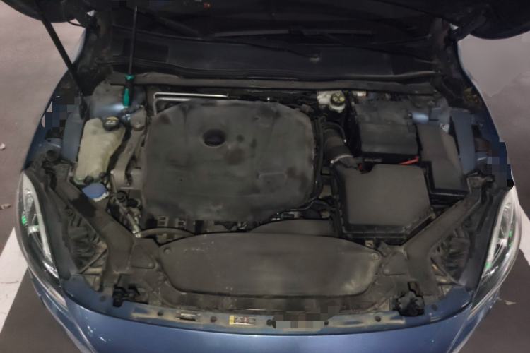 Used Volvo V40 2016 T3 Zhiyi Edition Engine Bay