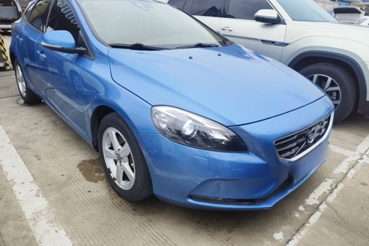 Used Volvo V40 2016 T3 Zhiyi Edition Exterior 1