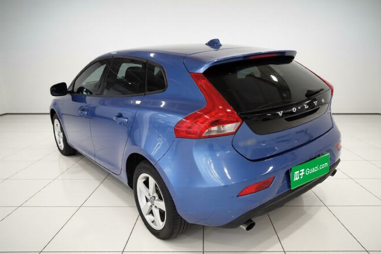 Used Volvo V40 2016 T3 Zhiyi Edition Exterior 2
