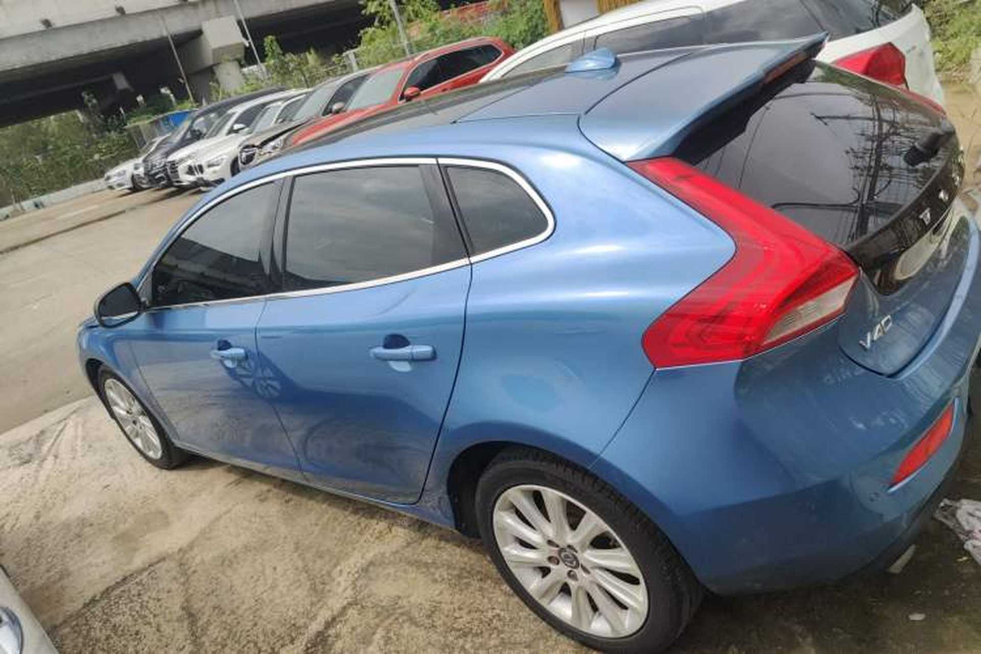 Used Volvo V40 2016 T3 Zhiyi Edition Exterior 3