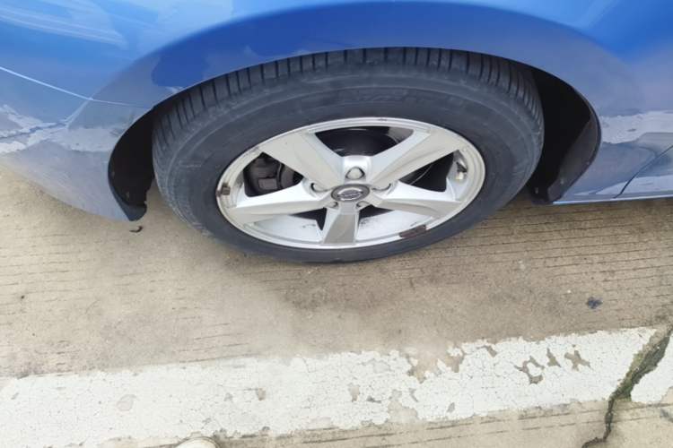 Used Volvo V40 2016 T3 Zhiyi Edition Exterior 4