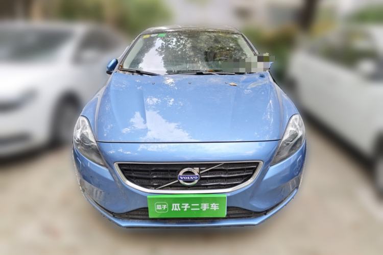 Used Volvo V40 2016 T3 Zhiyi Edition Front