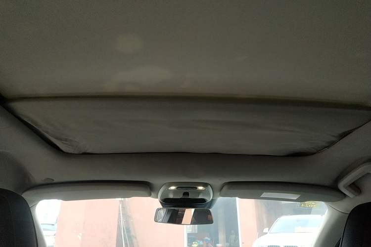 Used Volvo V40 2016 T3 Zhiyi Edition Headliner