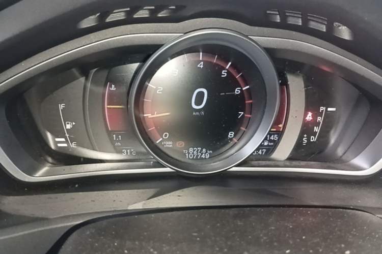 Used Volvo V40 2016 T3 Zhiyi Edition Instrument Cluster