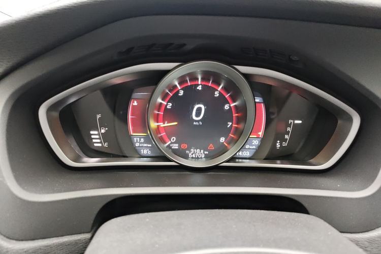 Used Volvo V40 2016 T3 Zhiyi Edition Instrument Cluster
