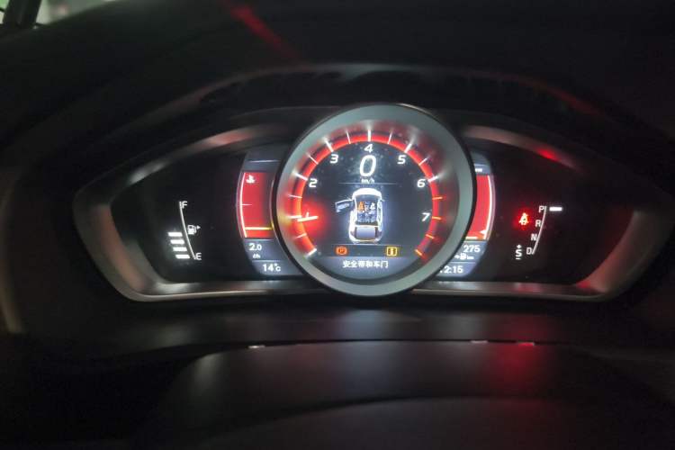 Used Volvo V40 2016 T3 Zhiyi Edition Instrument Cluster