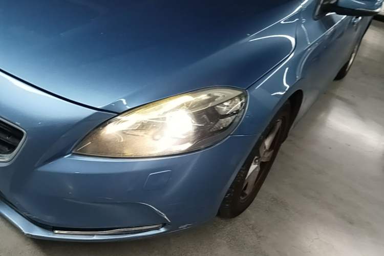 Used Volvo V40 2016 T3 Zhiyi Edition Left Front Headlight