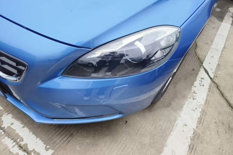 Used Volvo V40 2016 T3 Zhiyi Edition Left Front Headlight