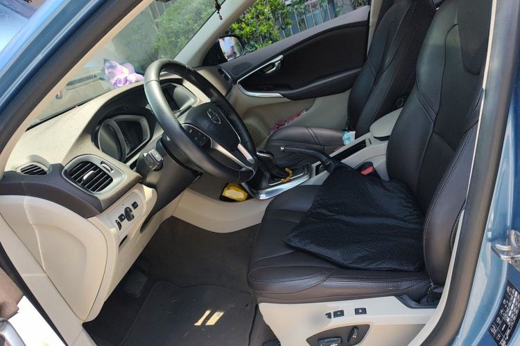 Used Volvo V40 2016 T3 Zhiyi Edition Left Front Seat