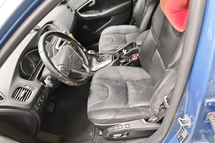 Used Volvo V40 2016 T3 Zhiyi Edition Left Front Seat