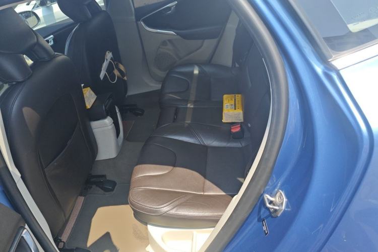 Used Volvo V40 2016 T4 Smart Luxury Edition Left Rear Seat