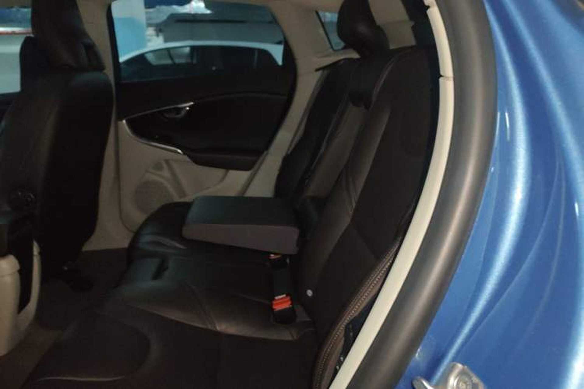Used Volvo V40 2016 T4 Smart Luxury Edition Left Rear Seat
