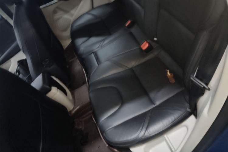 Used Volvo V40 2016 T3 Zhiyi Edition Left Rear Seat