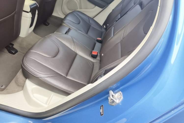 Used Volvo V40 2016 T3 Zhiyi Edition Left Rear Seat