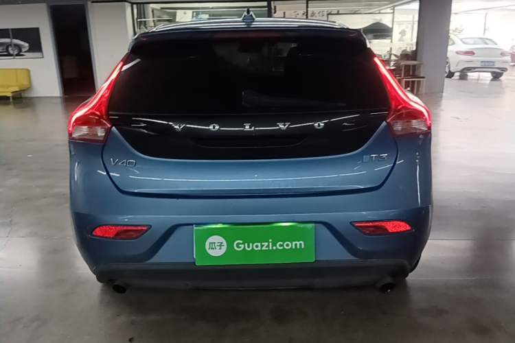 Used Volvo V40 2016 T3 Zhiyi Edition Rear