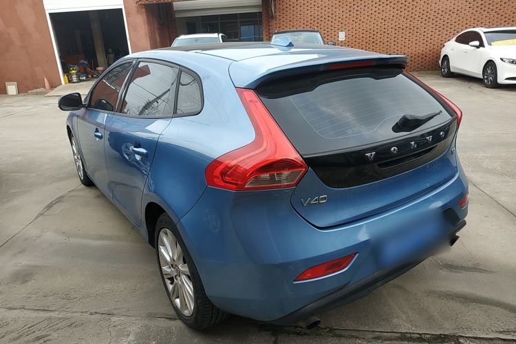 Used Volvo V40 2016 T3 Zhiyi Edition Rear Left 45 Deg