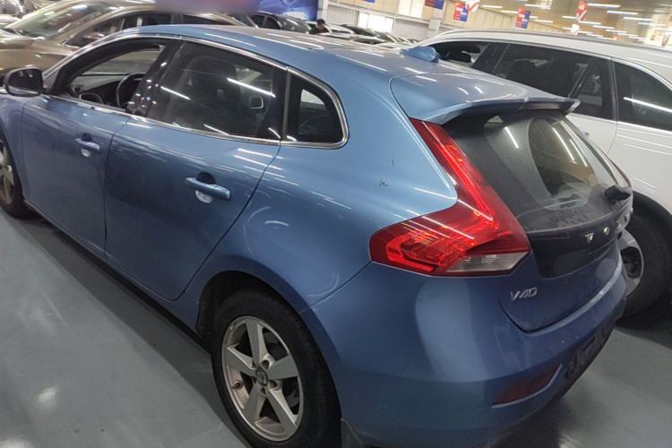 Used Volvo V40 2016 T3 Zhiyi Edition Rear Left 45 Deg