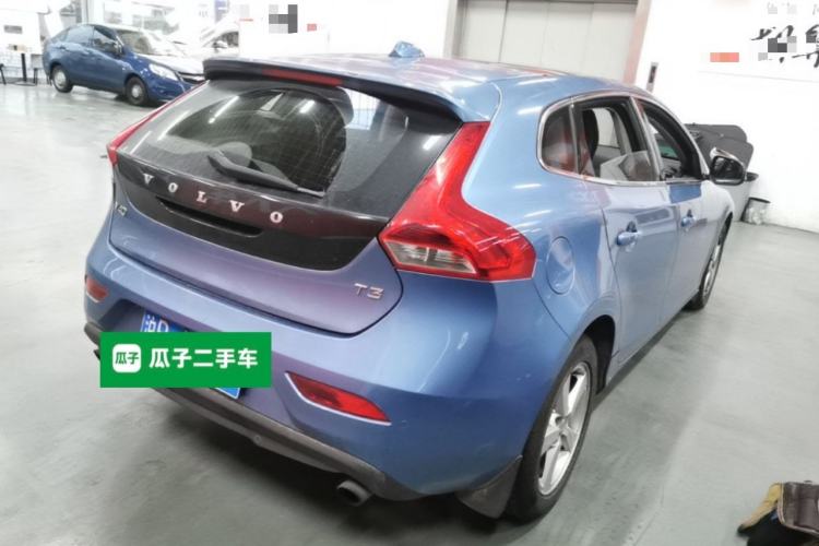 Used Volvo V40 2016 T3 Zhiyi Edition Rear Right 45 Deg