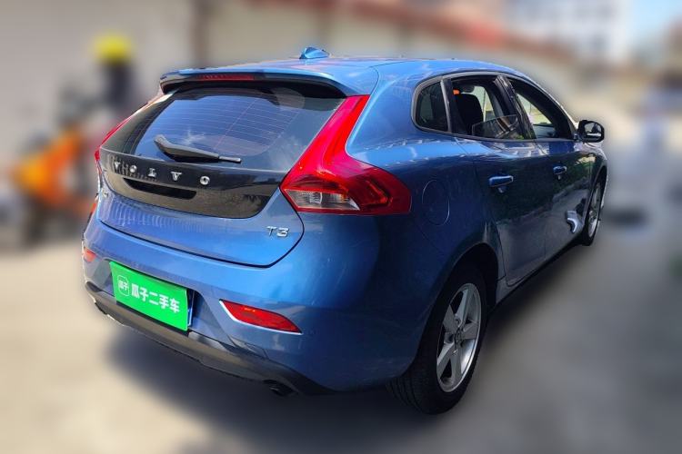 Used Volvo V40 2016 T3 Zhiyi Edition Rear Right 45 Deg