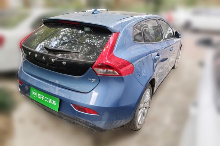 Used Volvo V40 2016 T3 Zhiyi Edition Rear Right 45 Deg