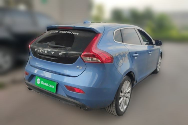 Used Volvo V40 2016 T3 Zhiyi Edition Rear Right 45 Deg