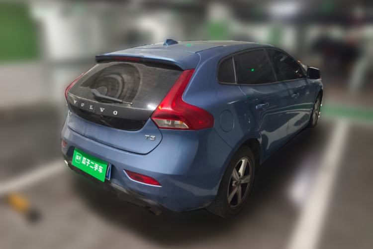 Used Volvo V40 2016 T3 Zhiyi Edition Rear Right 45 Deg