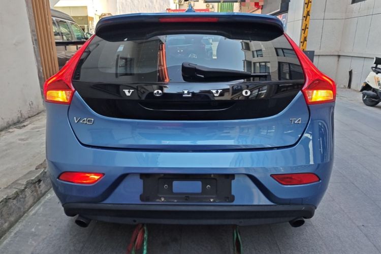 Used Volvo V40 2016 T4 Smart Luxury Edition Rear