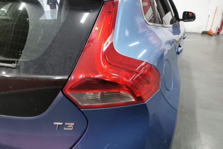 Used Volvo V40 2016 T3 Zhiyi Edition Right Rear Taillight