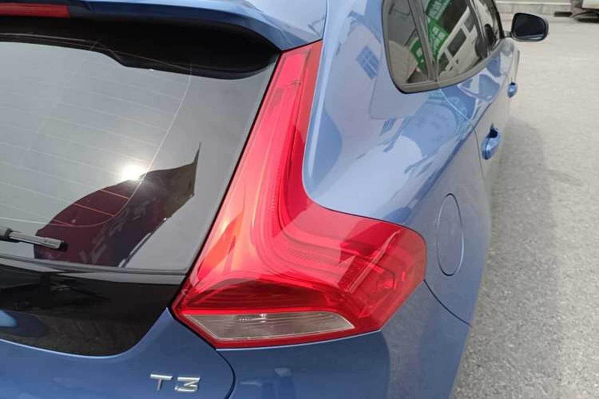 Used Volvo V40 2016 T3 Zhiyi Edition Right Rear Taillight