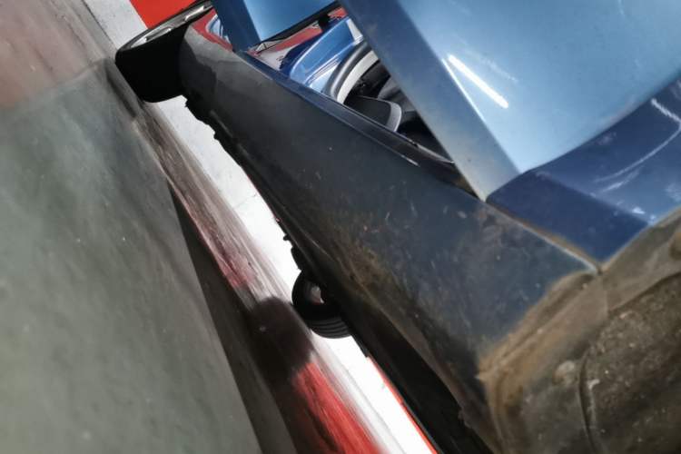 Used Volvo V40 2016 T3 Zhiyi Edition Right Side Sill