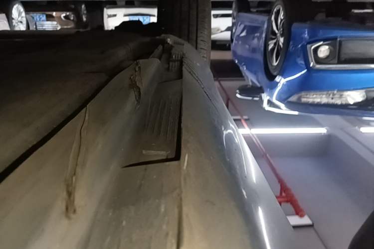 Used Volvo V40 2016 T3 Zhiyi Edition Right Side Sill