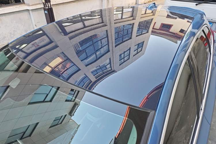 Used Volvo V40 2016 T4 Smart Luxury Edition Roof