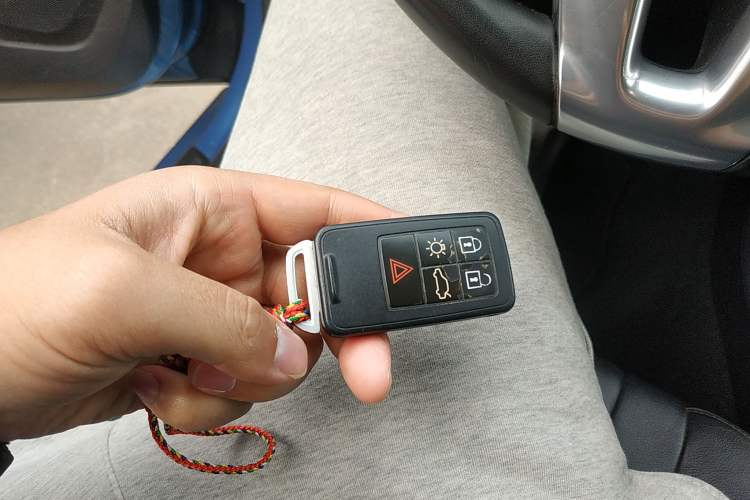 Used Volvo V40 2016 T3 Zhiyi Edition Vehicle Key
