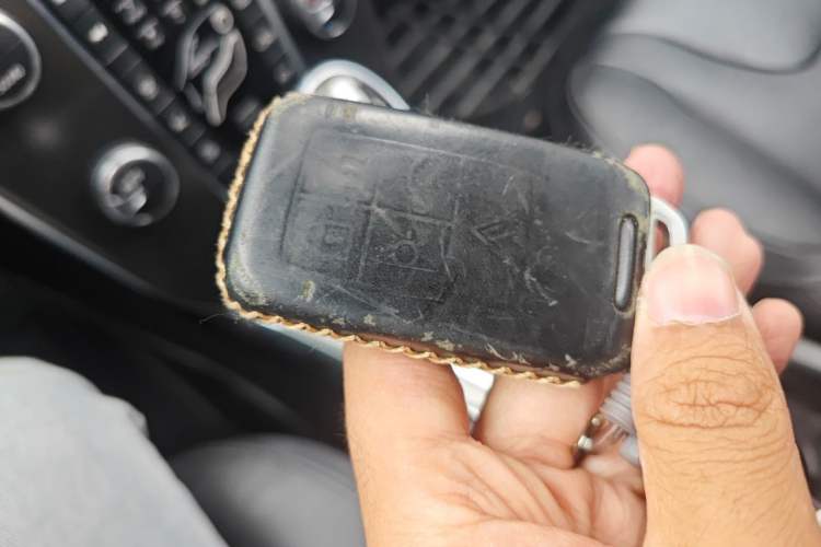 Used Volvo V40 2016 T3 Zhiyi Edition Vehicle Key
