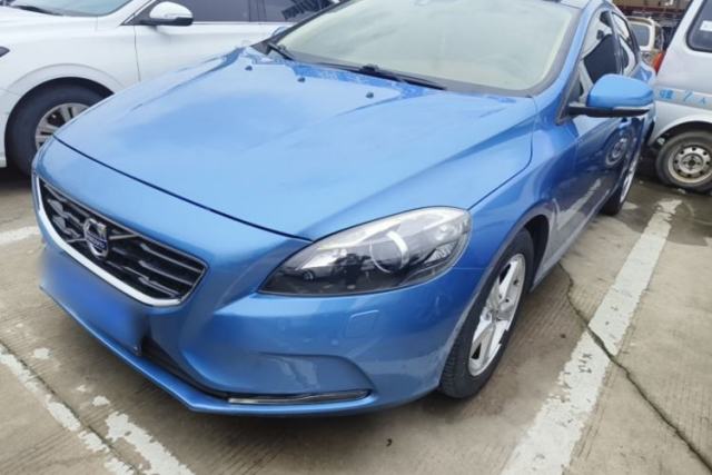 Used Volvo V40 2016 T3 Zhiyi Edition