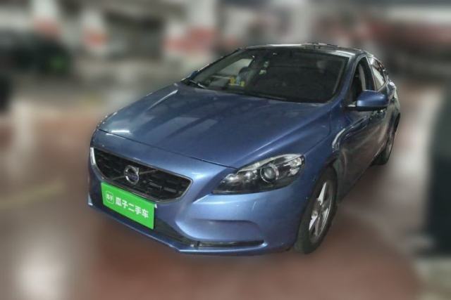 Used Volvo V40 2016 T3 Zhiyi Edition