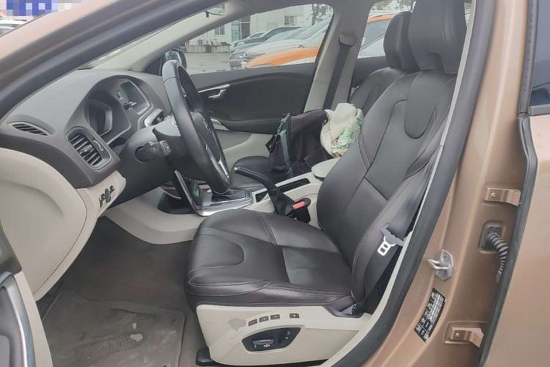 Used Volvo V40 2016 T3 Zhiyi Edition Left Front Seat