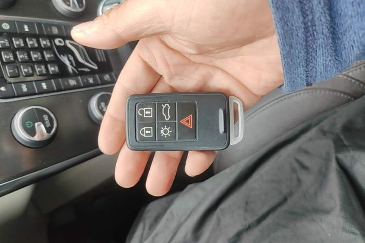 Used Volvo V40 2016 T3 Zhiyi Edition Vehicle Key