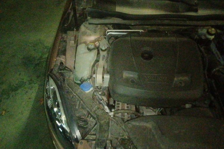 Used Volvo V40 2016 T4 Smart Luxury Edition Engine Bay Right