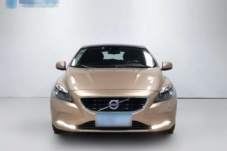 Used Volvo V40 2016 T3 Zhiyi Edition Exterior 2