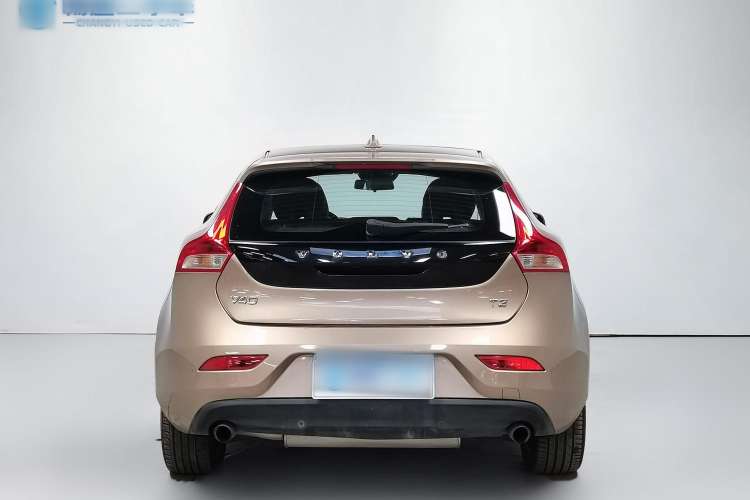 Used Volvo V40 2016 T3 Zhiyi Edition Exterior 4