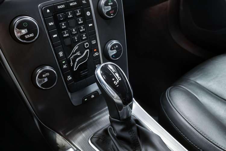 Used Volvo V40 2016 T3 Zhiyi Edition Interior 4