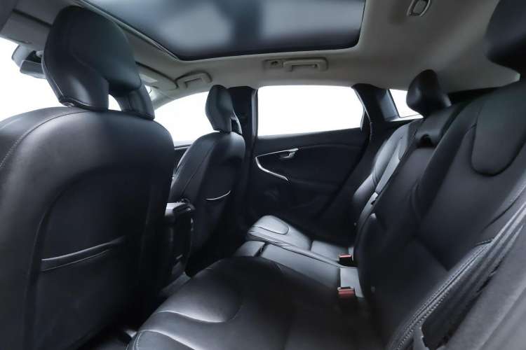 Used Volvo V40 2016 T3 Zhiyi Edition Interior 6