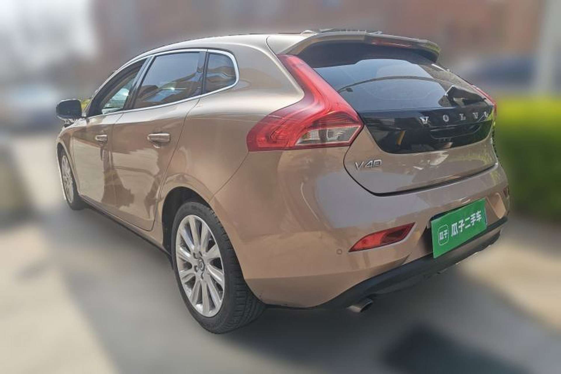 Used Volvo V40 2016 T4 Smart Luxury Edition Rear Left 45 Deg